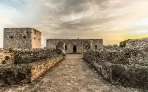 Bacalar : Plongée Dans L’histoire Du Fort San Felipe Et Des Pirates Des Caraïbes