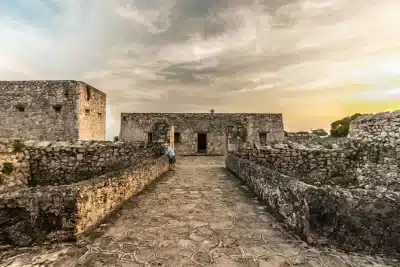 Bacalar : Plongée Dans L’histoire Du Fort San Felipe Et Des Pirates Des Caraïbes