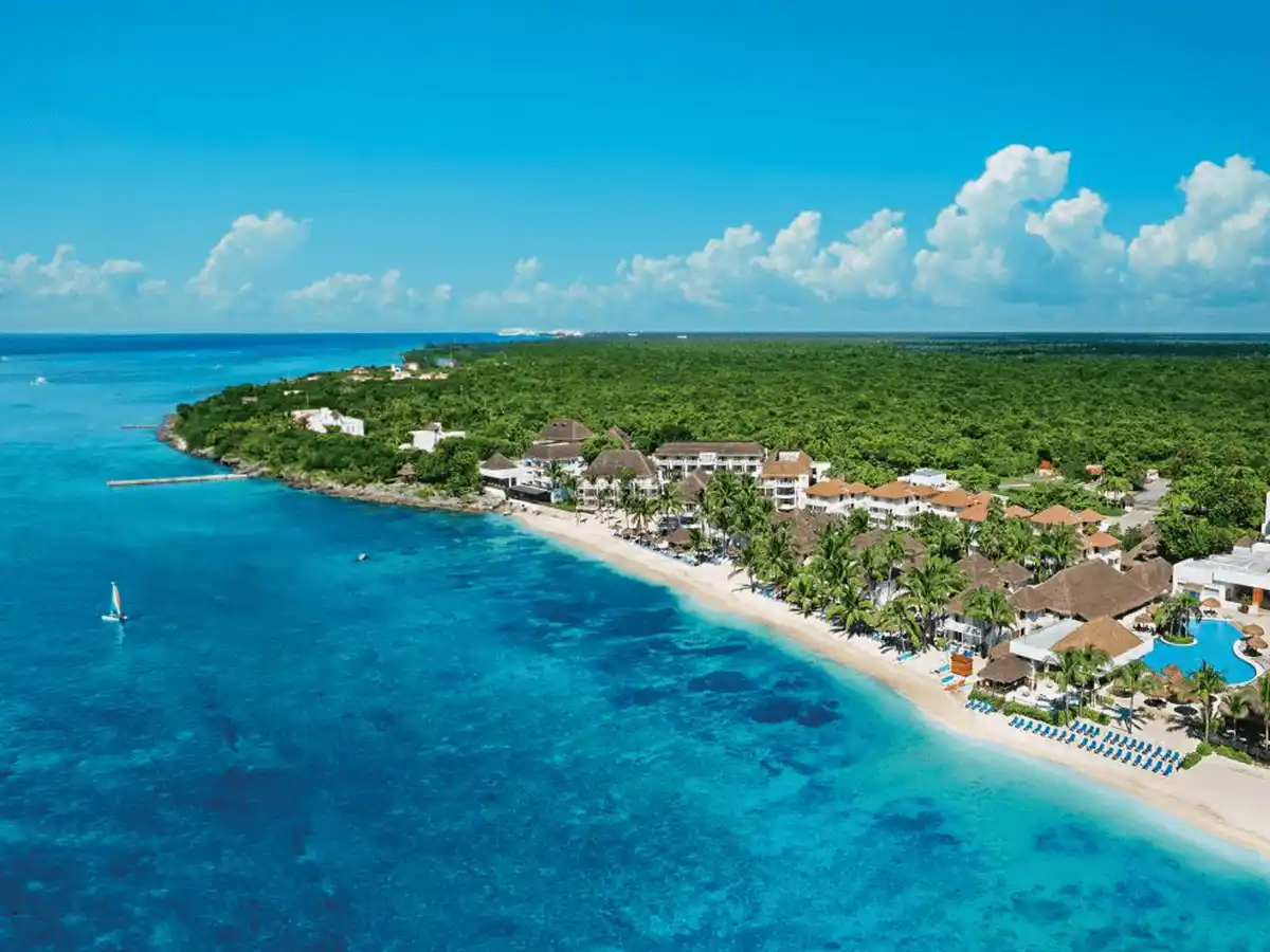 Voyage Culturel Entre Cozumel Et Bacalar : À La Découverte Des Traditions Mayas 🌴✨