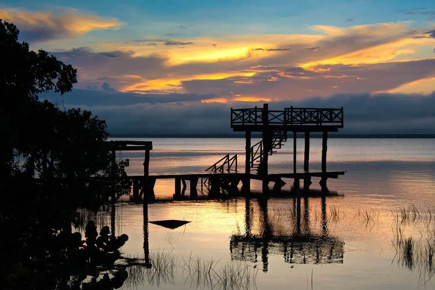 Bacalar Au Coucher Du Soleil